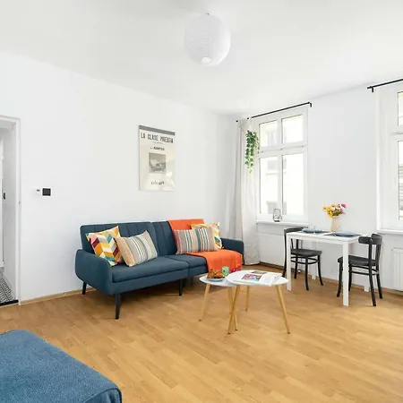 Cozy Near The Old Market Square Garbary 35 By Heyrent *